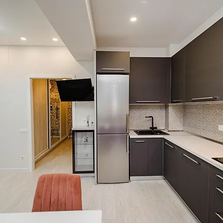Elegant Escape In Chisinau! *