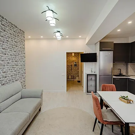 Elegant Escape In Chisinau! *